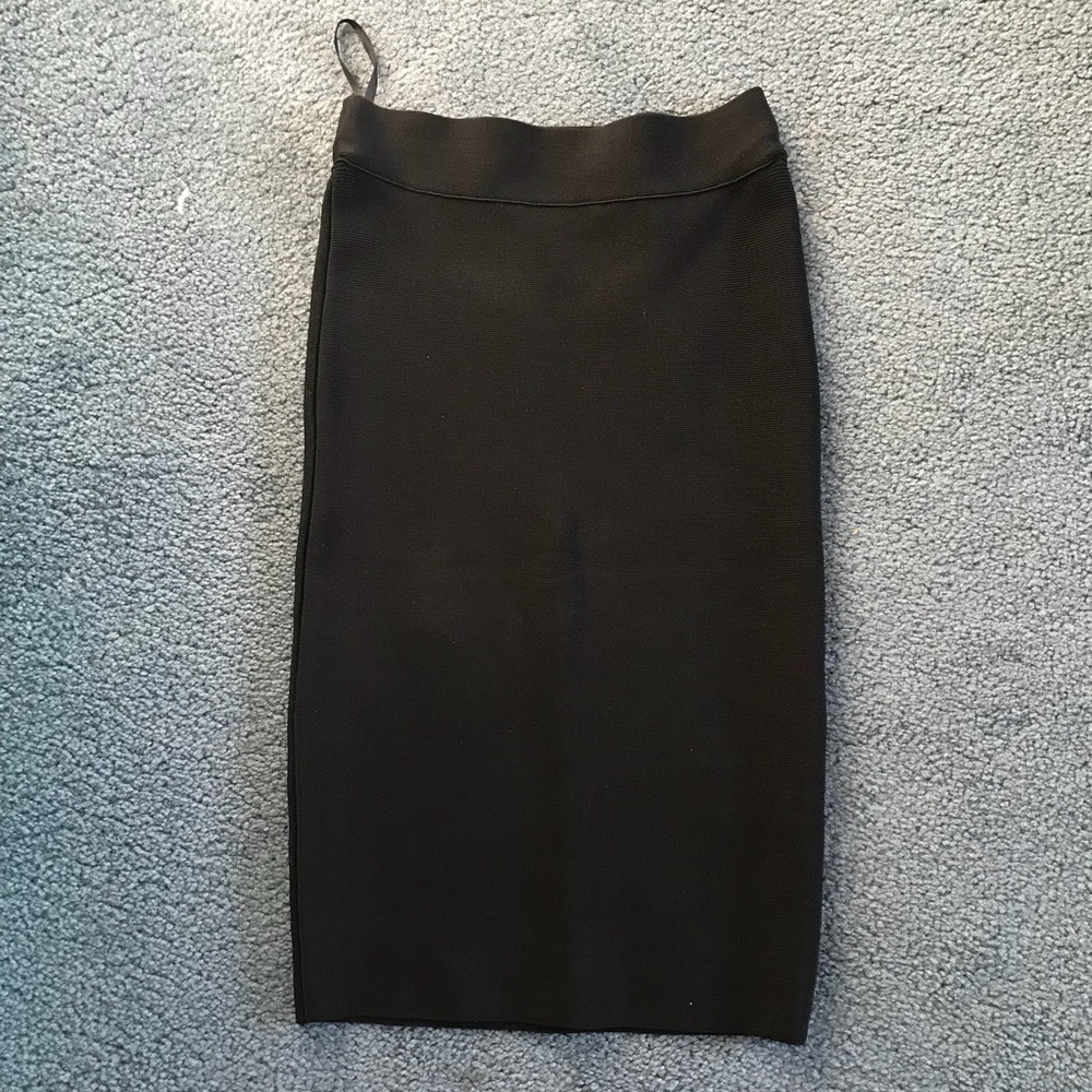 BCBG MAXAZRIA BANDAGE BODYCON TIGHT FITTED SKIRT